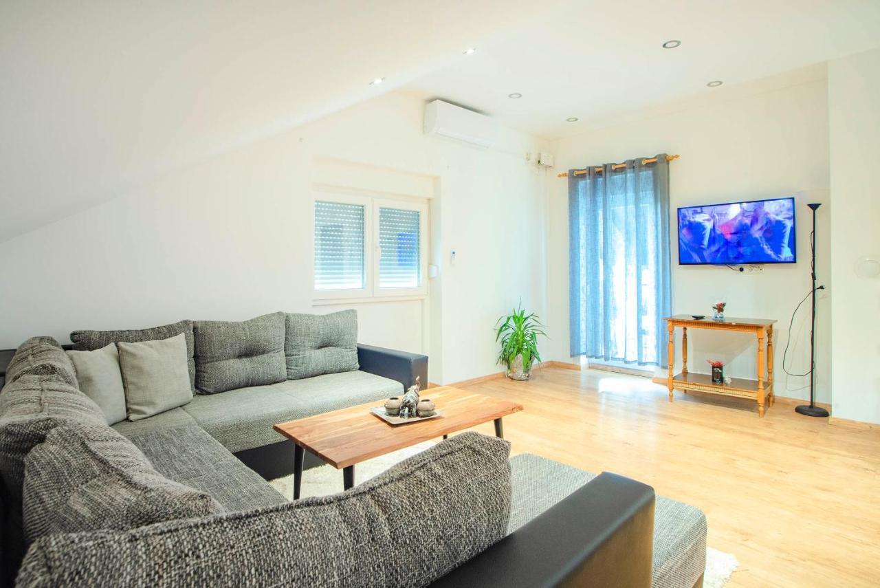 Apartment Roko スルニュ エクステリア 写真